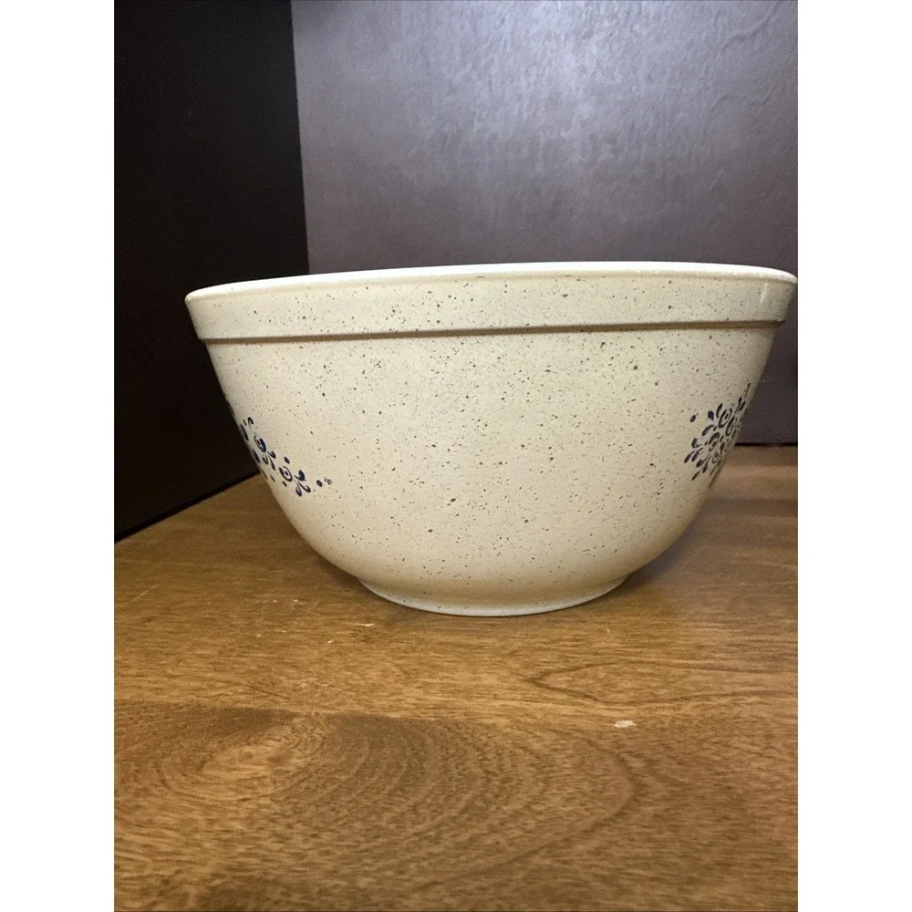 Pyrex Mixing Bowl #402 Homestead 1.5L Vintage Excellent Condition